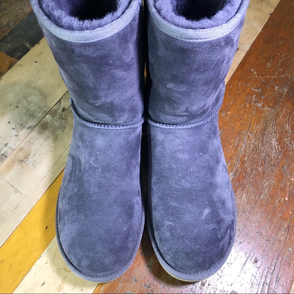 Ugg classic short boots